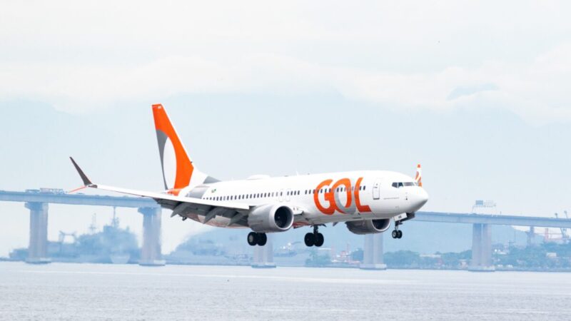 Gol corta voos após preço do combustível dobrar