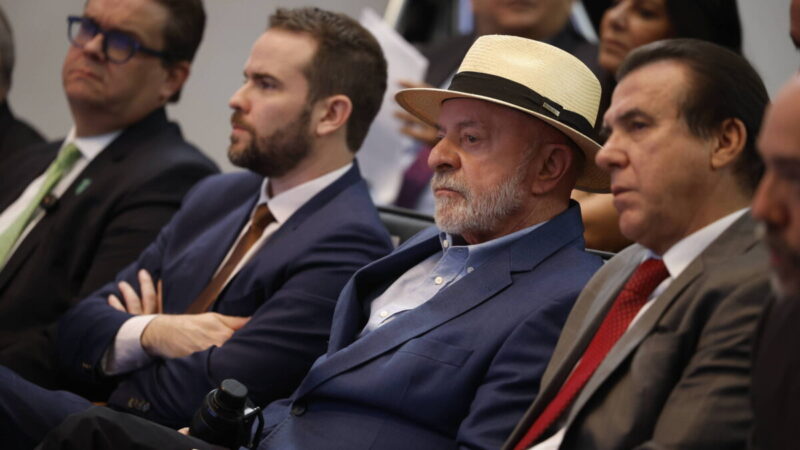 Governo federal avalia elevar teto do microcrédito para R$ 30 mil
