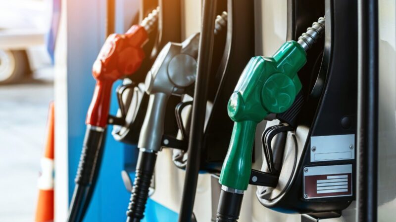 Governo prorroga subsídio ao diesel por mais um mês no país