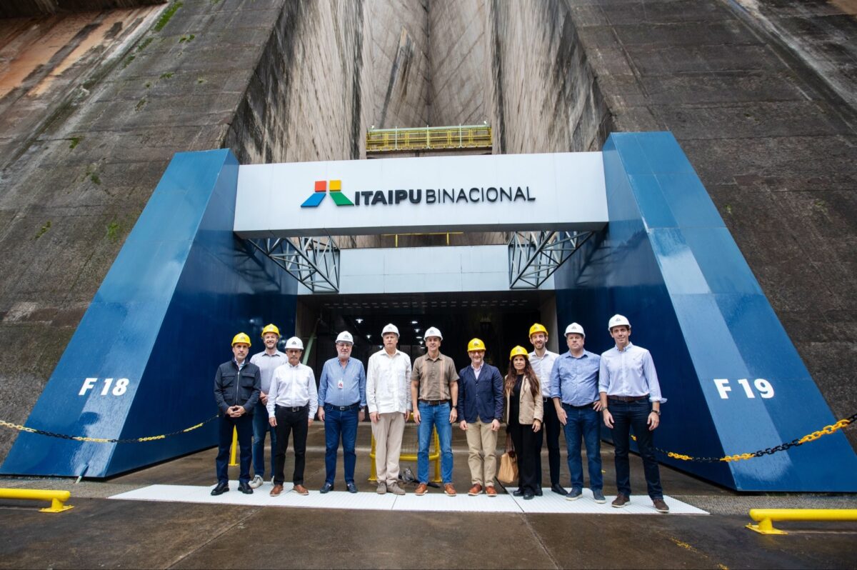 Governo Trump vai usar Itaipu para abastecer empresas norte-americanas de tecnologia