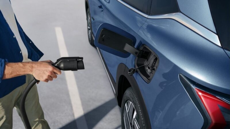 Governo inicia consulta pública para ampliar rede de recarga de carros elétricos