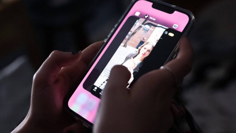 Grécia bane redes sociais para menores de 15 anos a partir de 2027