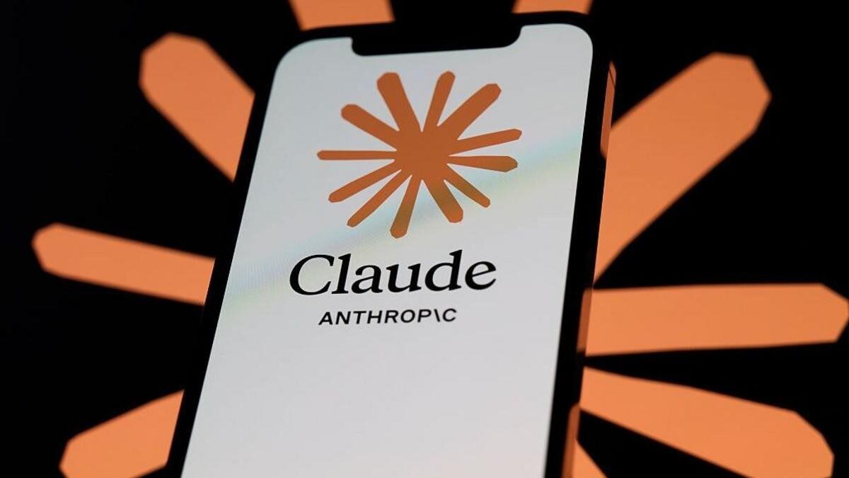 Anthropic atualiza regras e autoriza Claude a desligar em caso de abuso