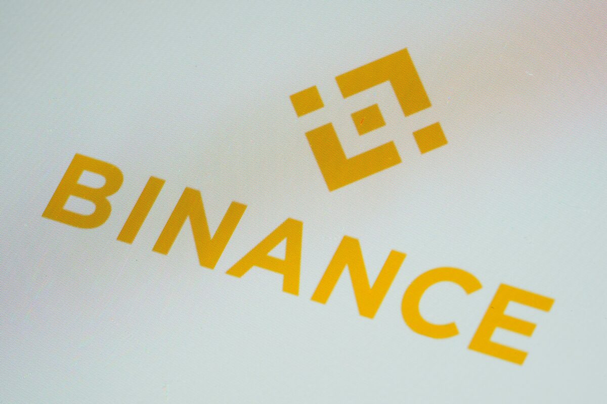 Hackers roubam US$ 6,3 bilhões da Binance no maior ataque da história das criptomoedas