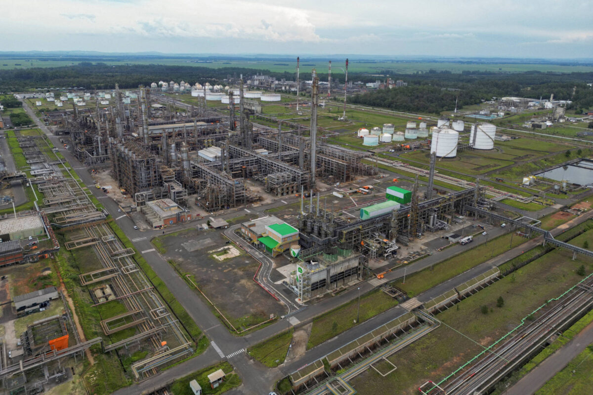 Investidores de varejo da Braskem cobram lugar na mesa de renegociação da dívida