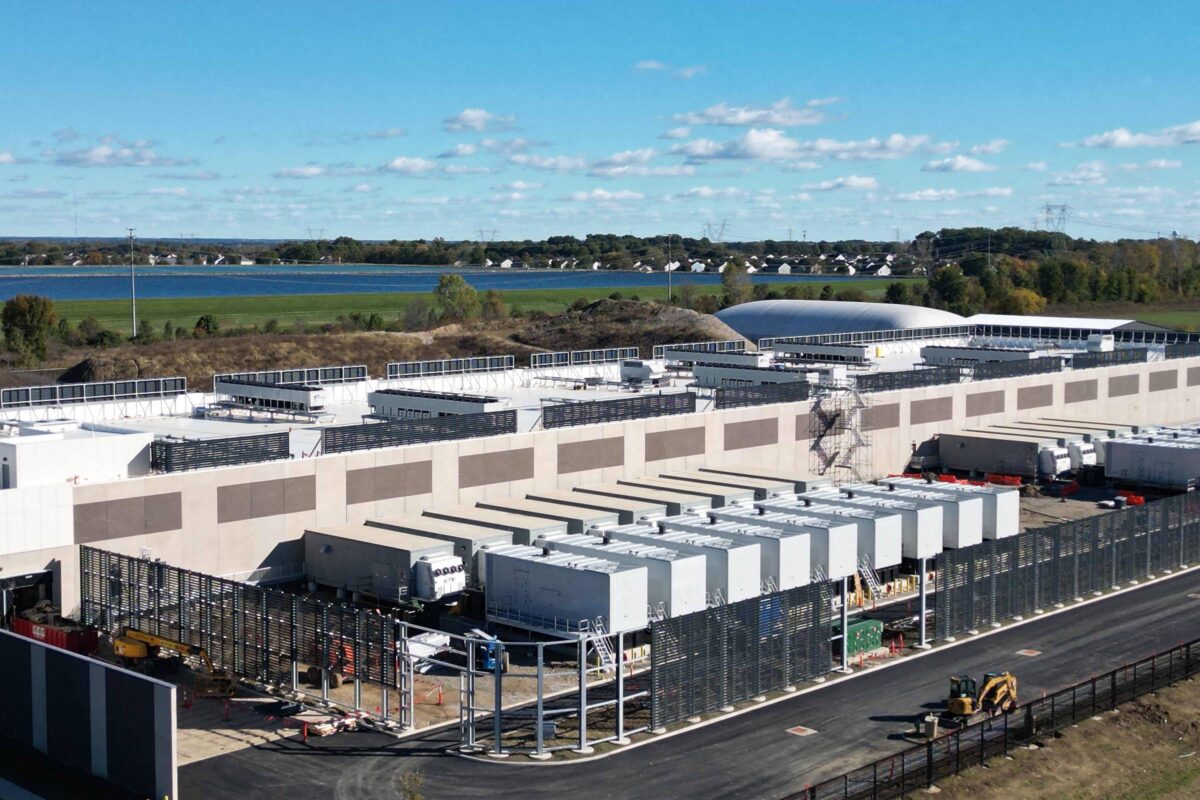 Boom de data centers nos EUA enfrenta crise com atrasos e dúvidas