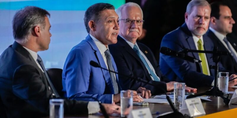 TSE afasta suspeita de interferência estrangeira no primeiro turno