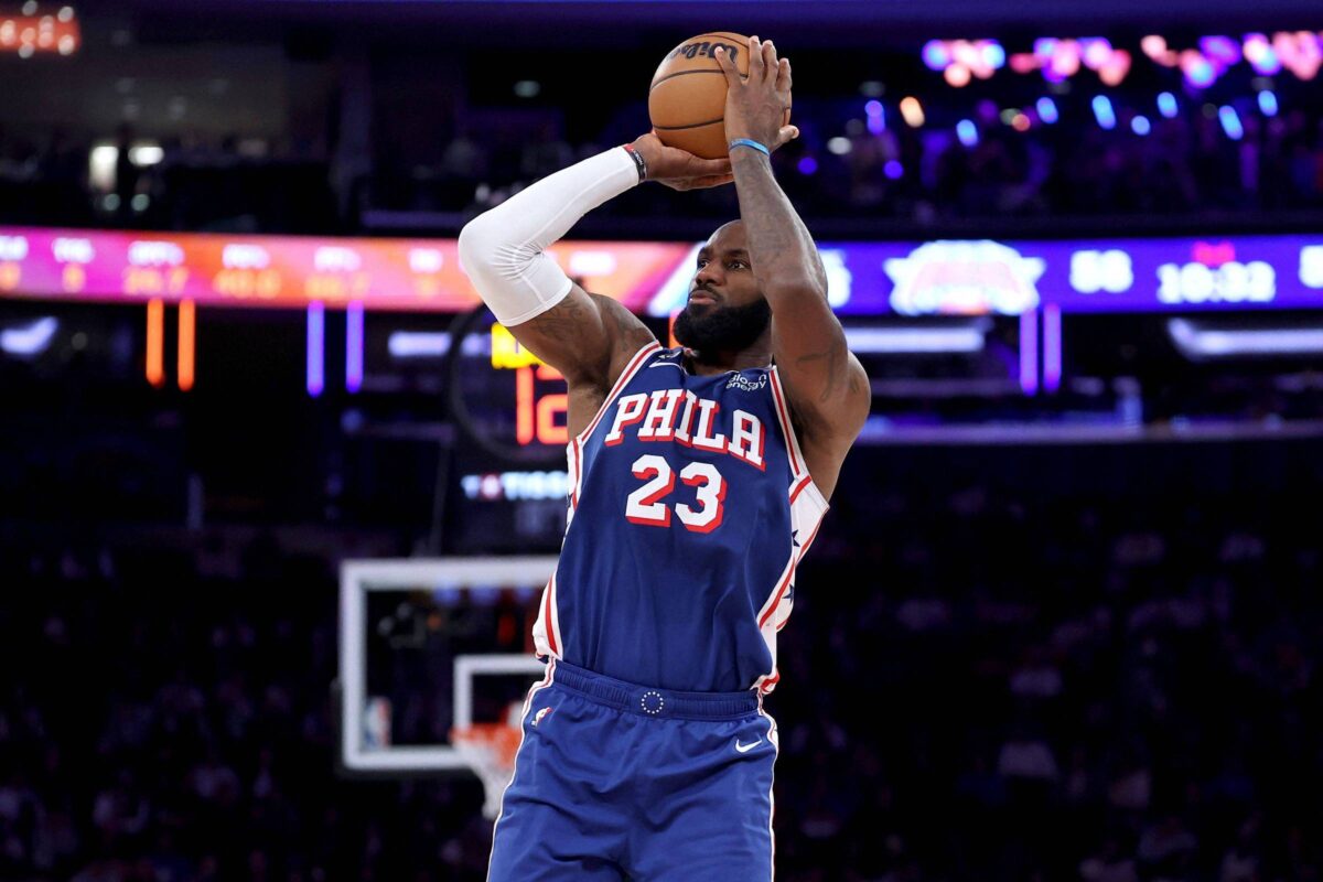 LeBron e 76ers estragam festa dos Knicks na abertura da NBA