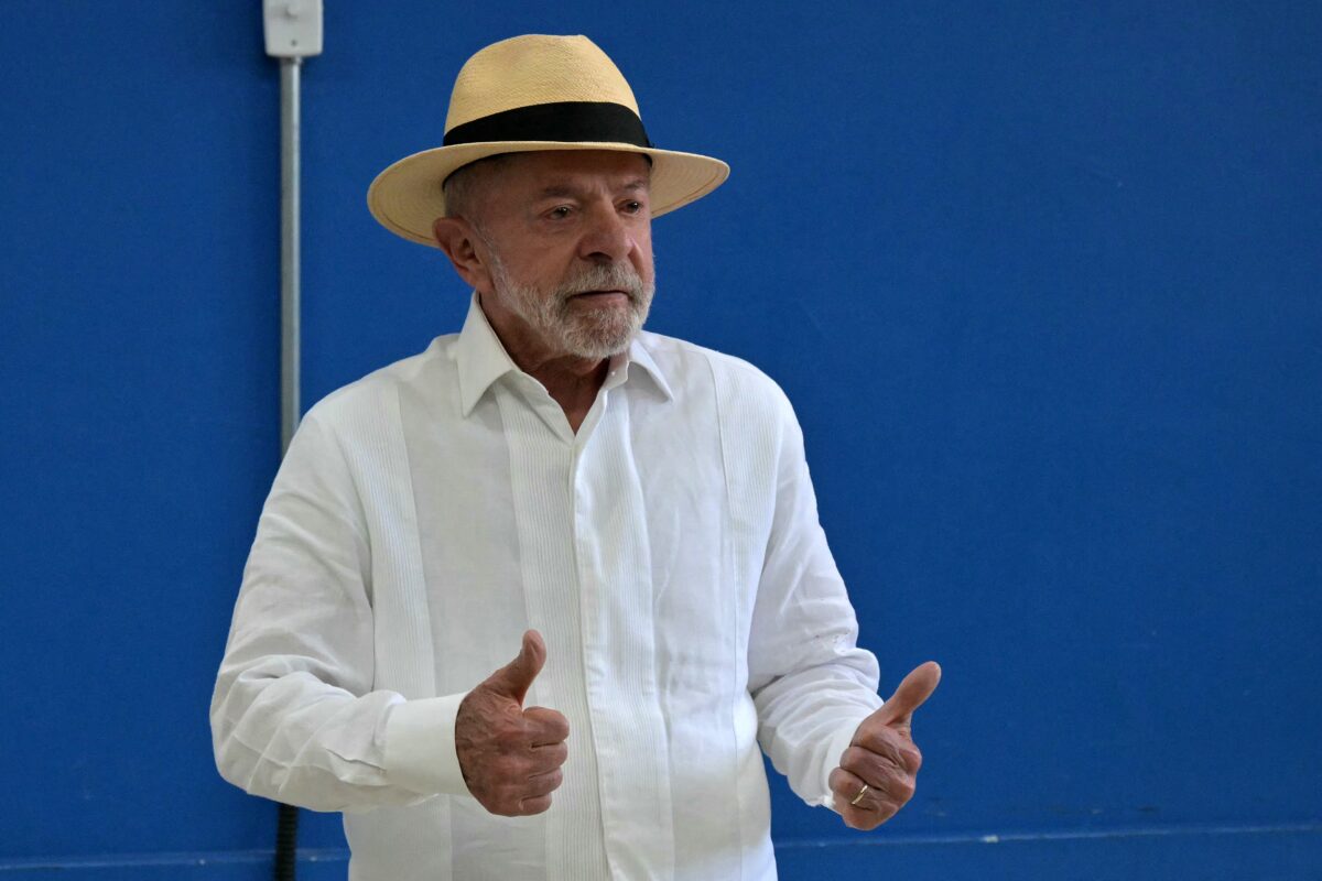 Lula empata com Roosevelt e atinge recorde histórico em democracias