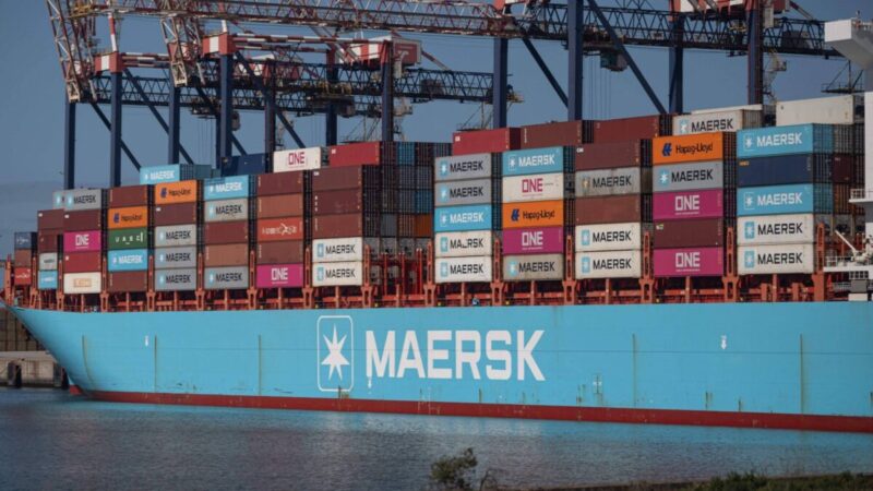 Maersk eleva taxa de combustível em 20% no Reino Unido por guerra
