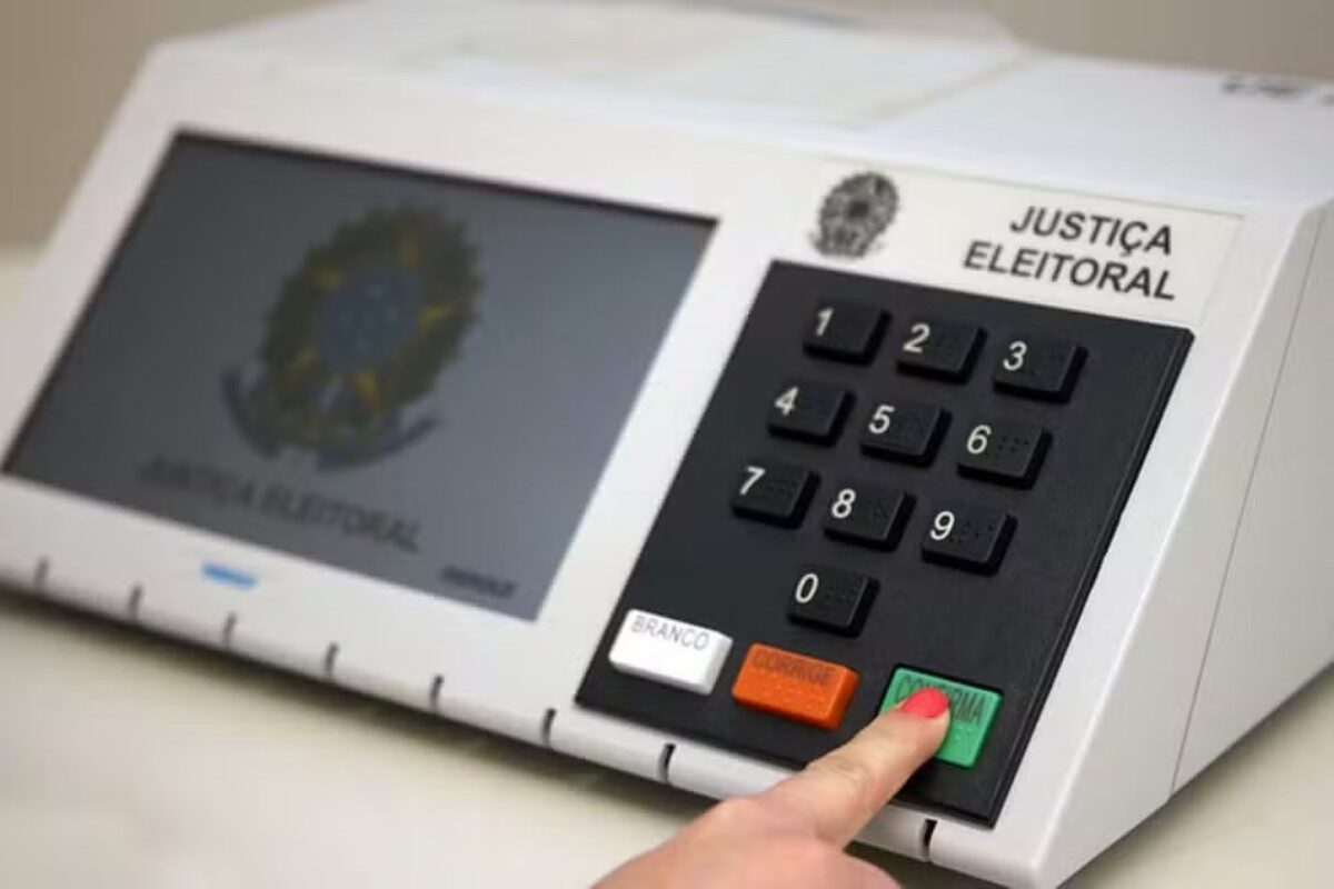 Eleições 2026: mais de 158 milhões de brasileiros votam neste domingo