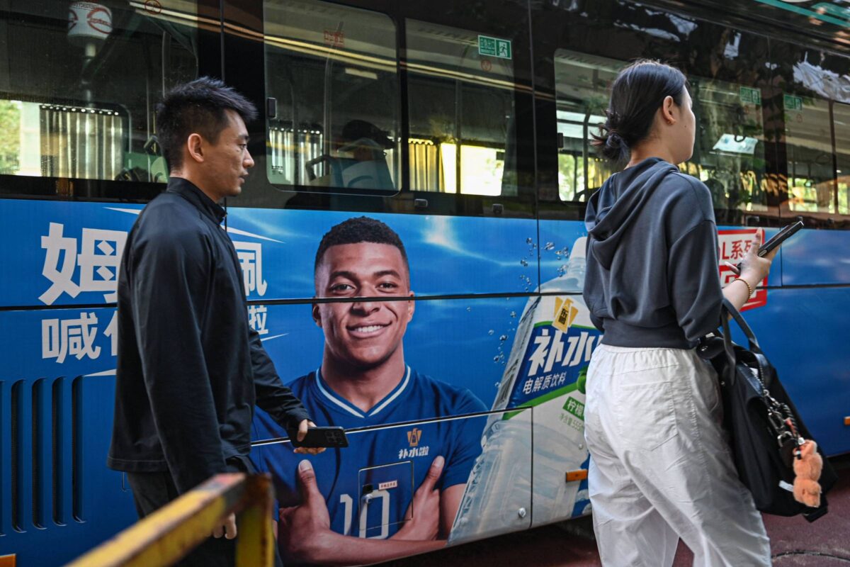 Kylian Mbappé pede desculpas na China após fala sobre Mao Tsé-Tung
