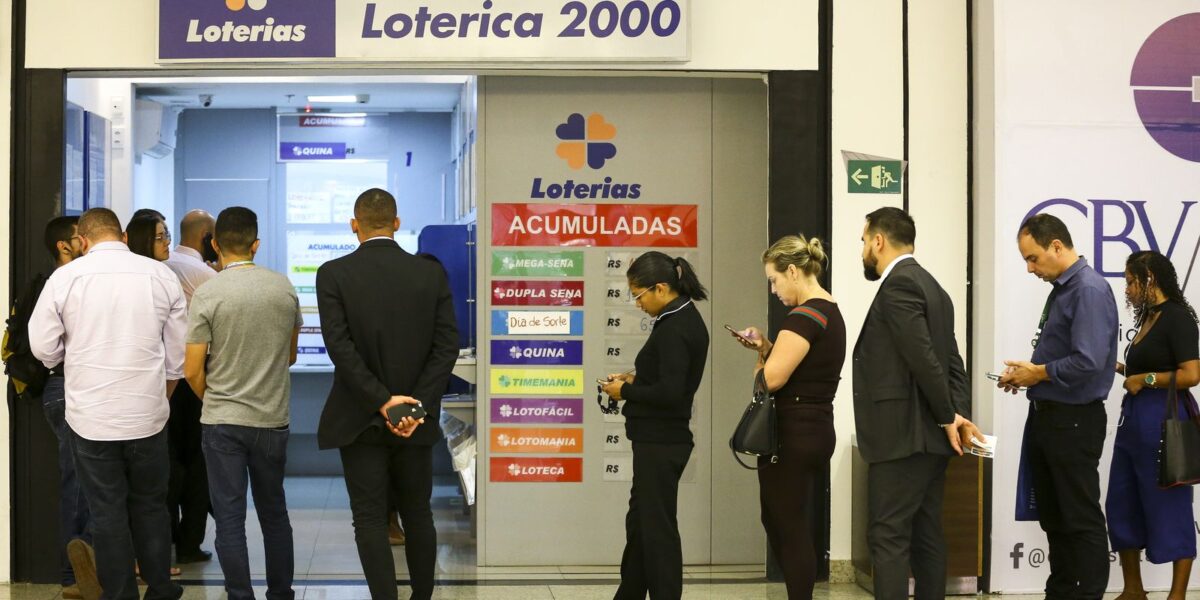 Mega-Sena deste domingo paga bolão de R$ 112 milhões