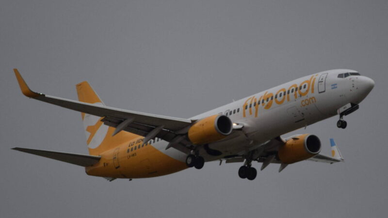 Mercado de voos low cost no Brasil encolhe após saída da Flybondi