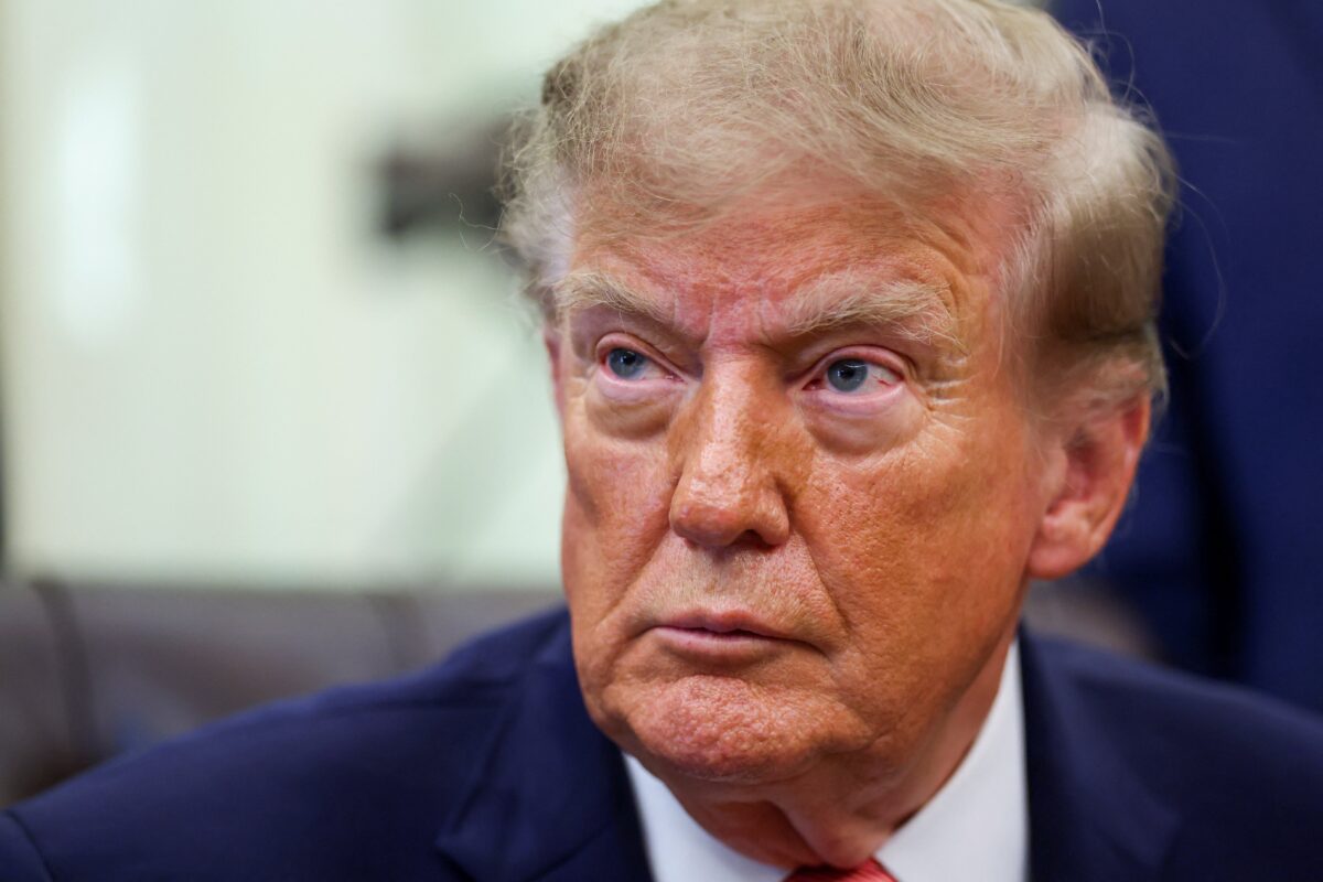 Aprovação de Donald Trump despenca para 31% nas vésperas das midterms nos EUA