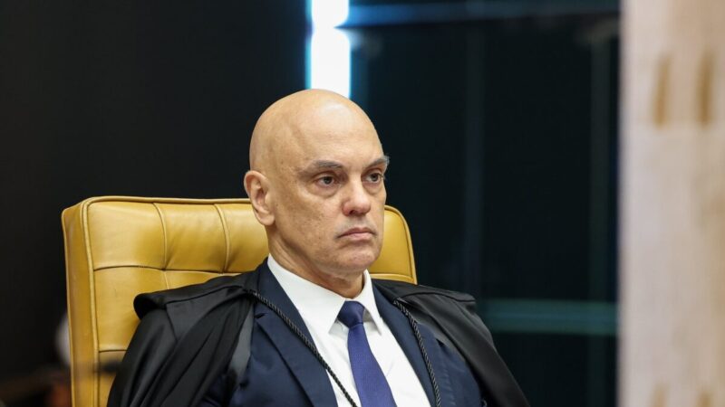 Ministros de Lula e do STF criticam ação de Moraes contra Flávio Bolsonaro