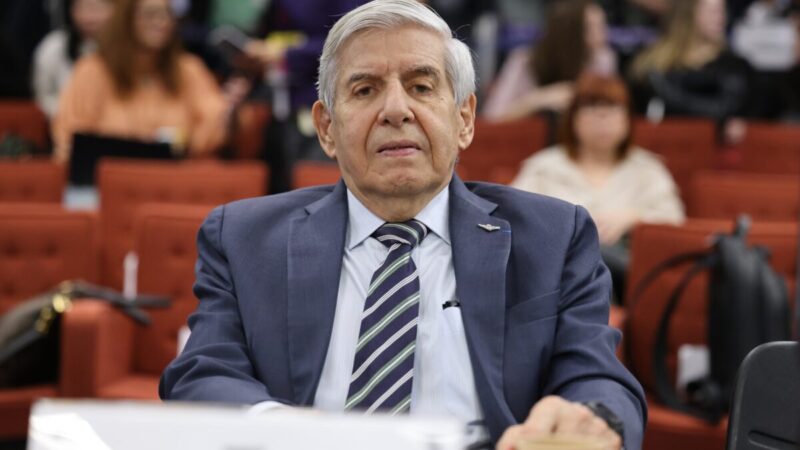 Moraes autoriza general Augusto Heleno a sair da prisão domiciliar para consulta médica em Brasília