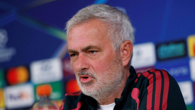 Mourinho afasta privilégios e diz que nenhum atleta é intocável no Real Madrid