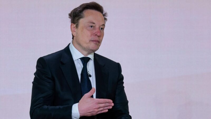 Elon Musk doa 276 milhões de dólares para republicanos nos EUA
