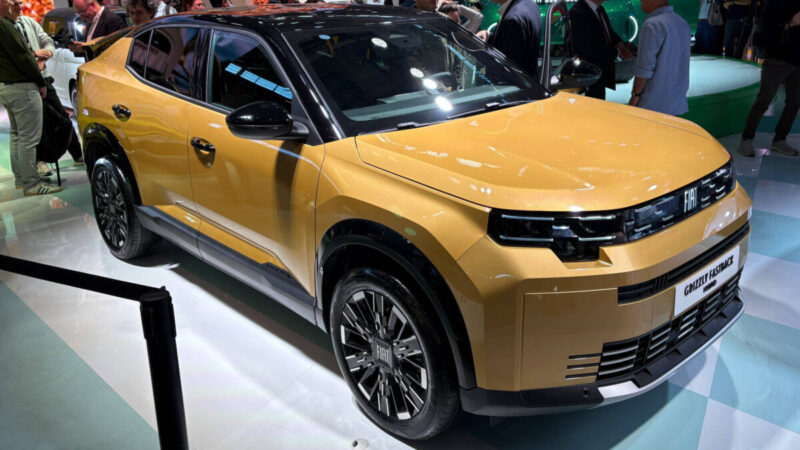 Novos Fiat Pulse e Fastback ganham formato maior e estreiam no Salão de Paris