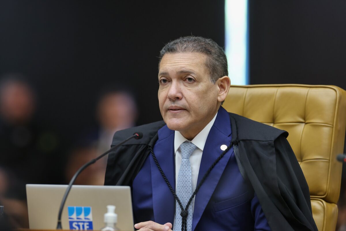 Nunes marques mantém vídeos de flávio bolsonaro que ligam lula a moraes