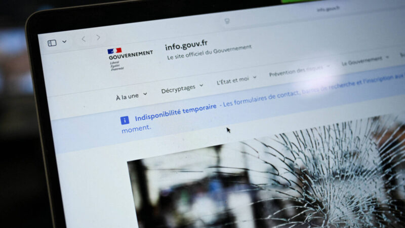 Sites governamentais caem na Europa após falhas críticas em linguagem web