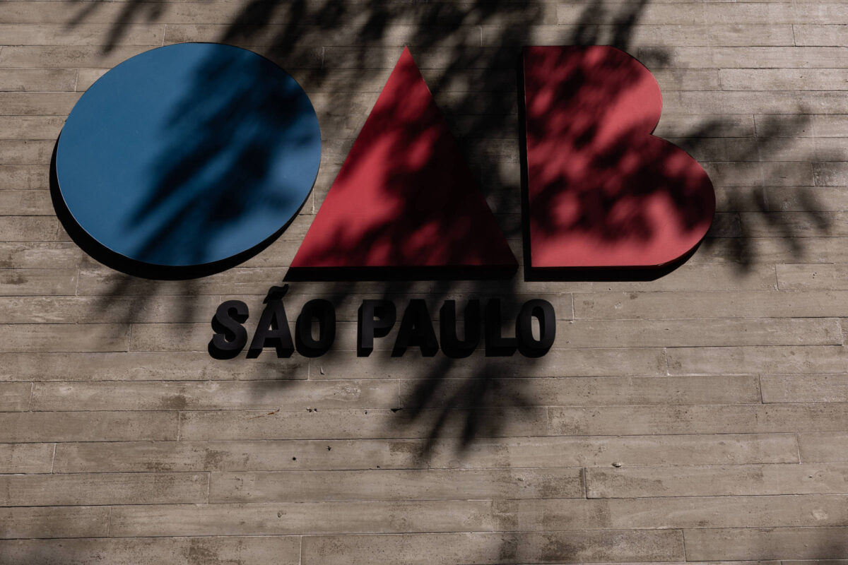 OAB-SP processa startup jurídica de IA e diz que tecnologia invade atividade de advogados