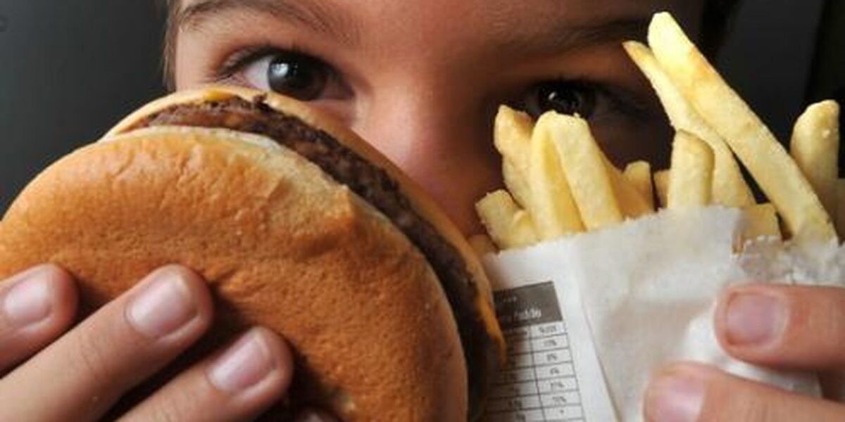 Oms lança primeiro guia contra obesidade infantil no mundo