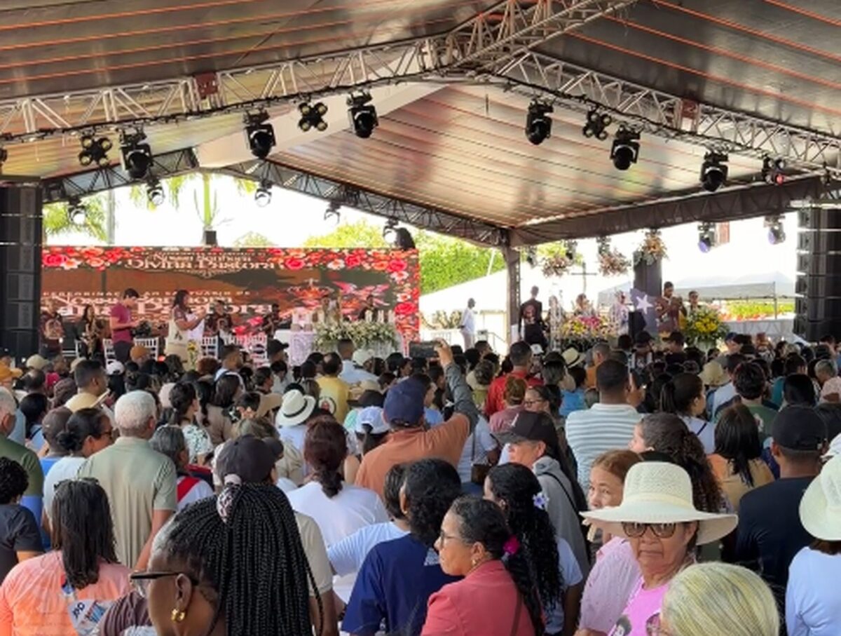 Romaria a Divina Pastora reúne milhares de fiéis em Sergipe