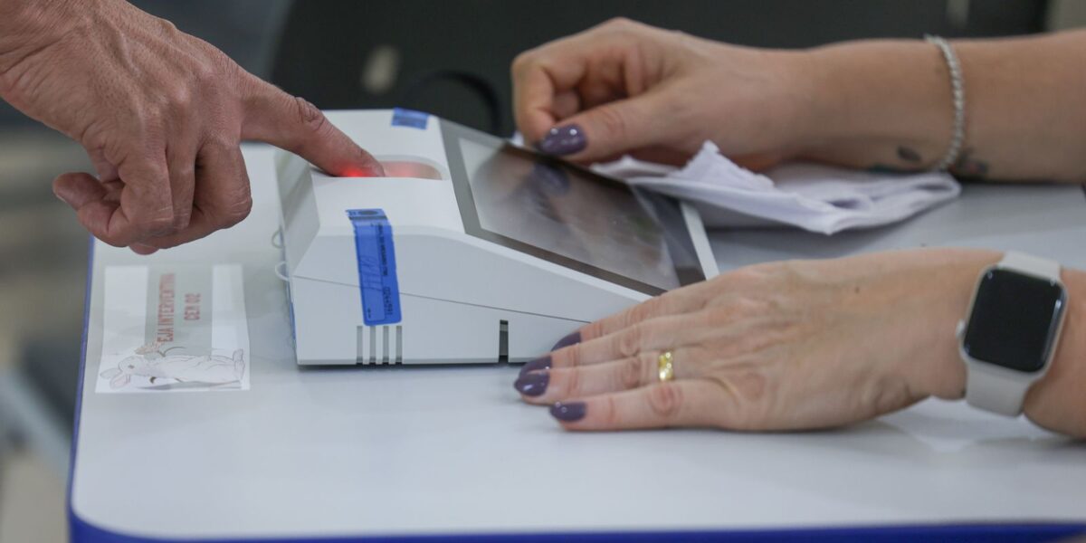 Plebiscito define transferência de distritos em seis cidades