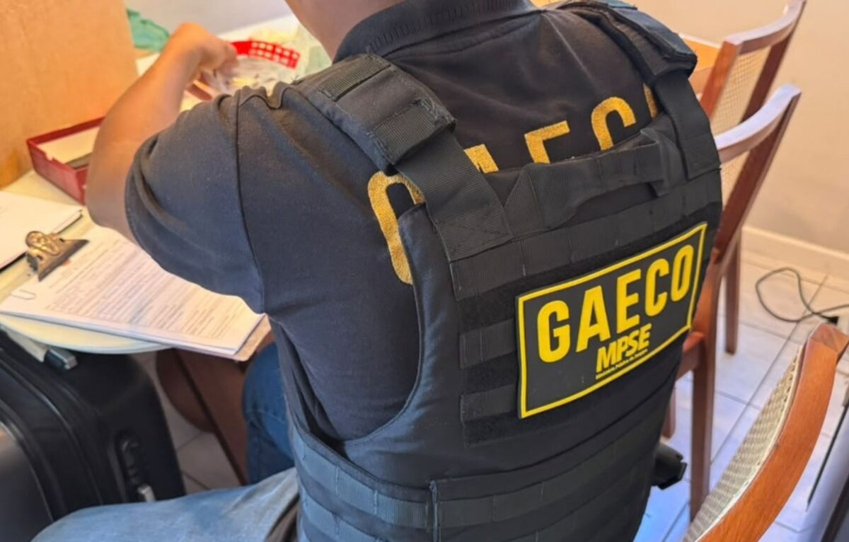 Operação do Gaeco em Sergipe prende policiais e empresário