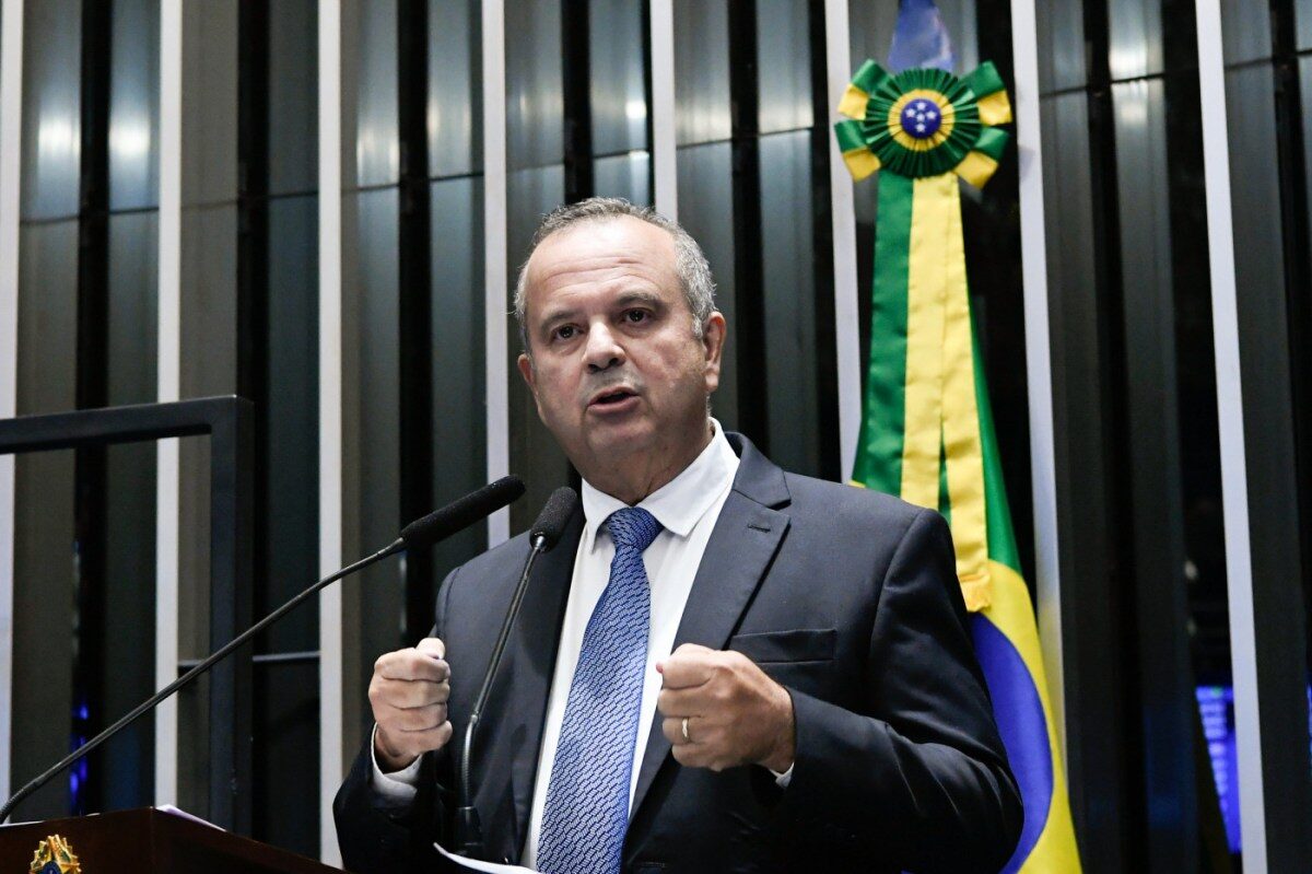 PP racha e ala planeja ato com PL e Novo pelo Senado