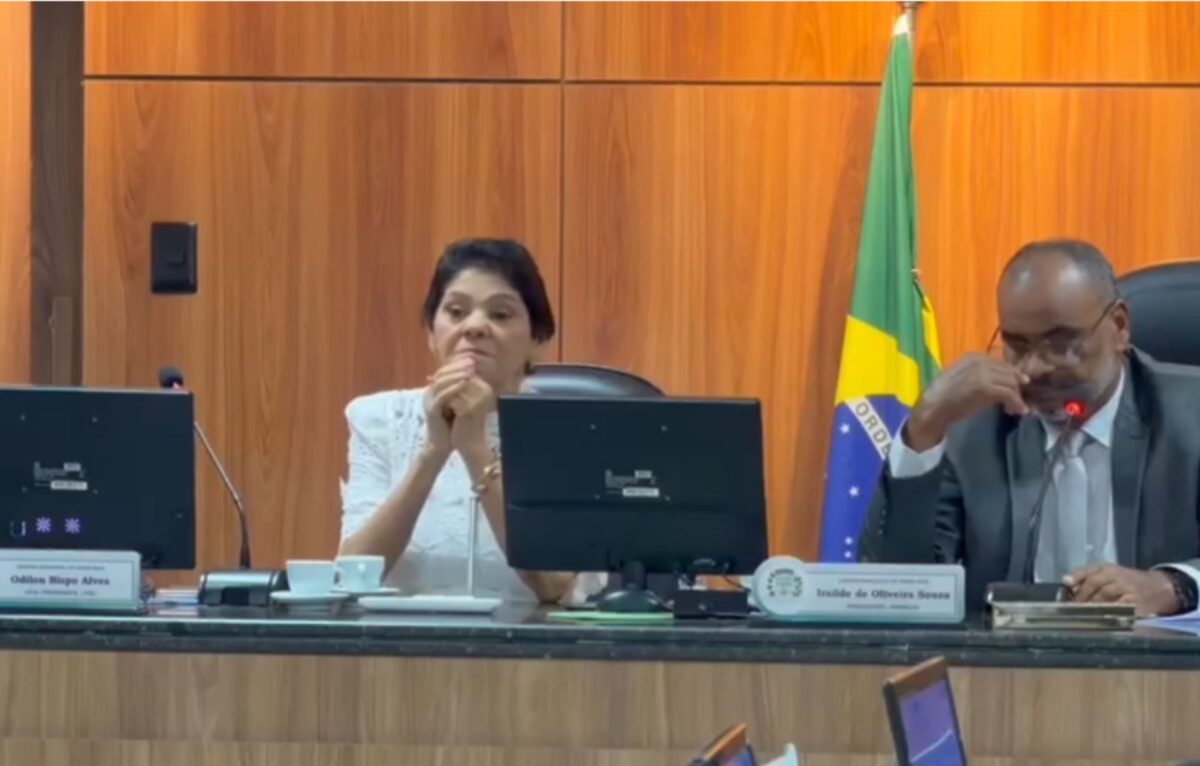 Presidente da Câmara assume Prefeitura de Simão Dias após cassação