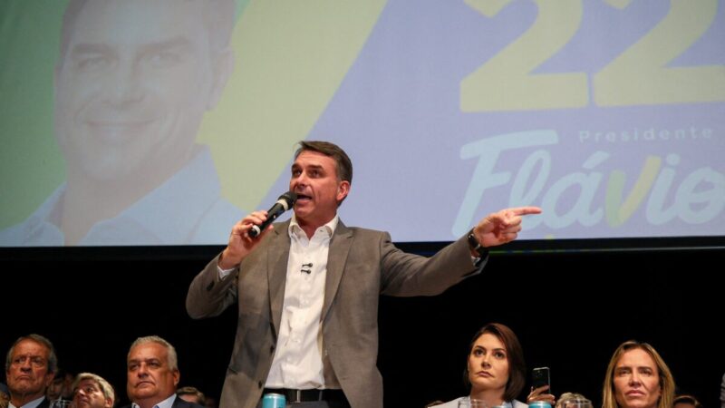 Primeiro Datafolha do 2º turno mede força de Flávio Bolsonaro e Lula