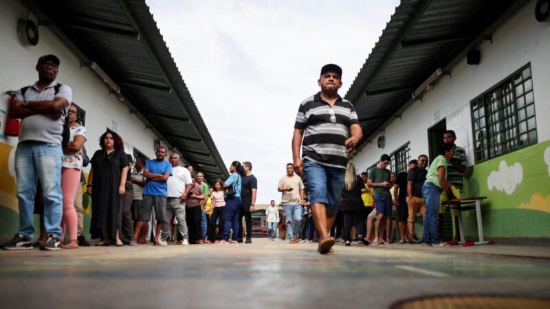 Pesquisa quaest aponta que 39% dos eleitores se dizem de direita