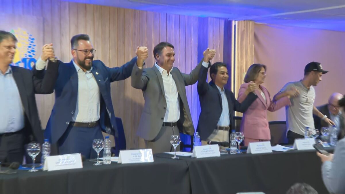 Republicanos anuncia aliança com Flávio Bolsonaro na disputa presidencial do segundo turno