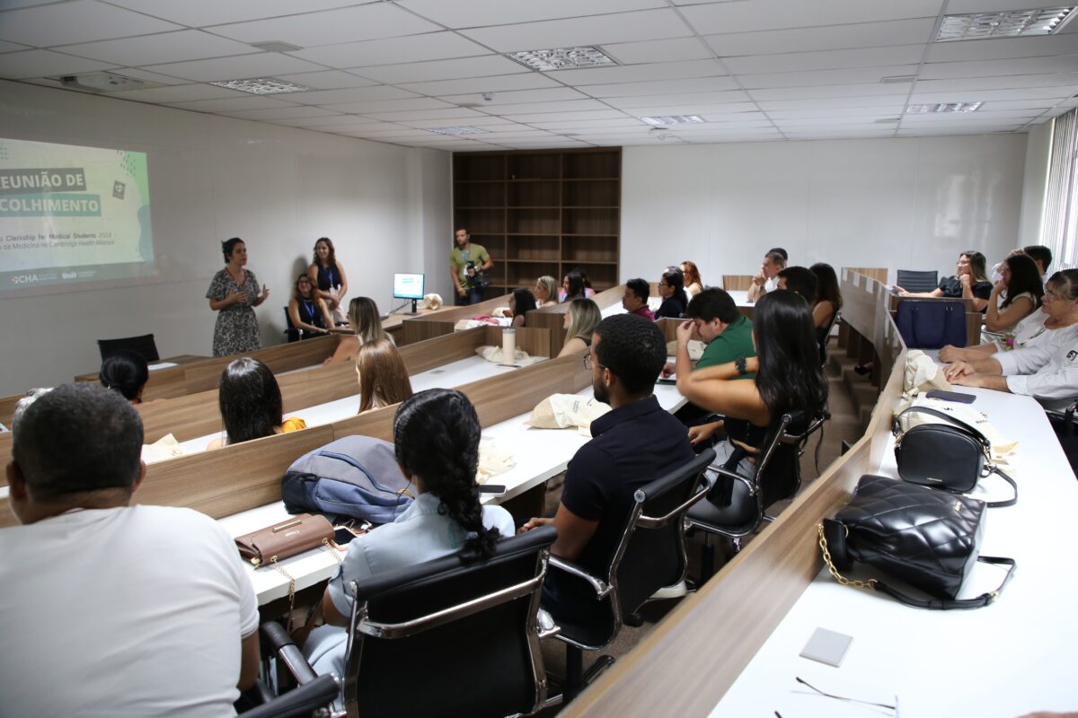 Faculdade semipresencial em Sergipe: como conciliar trabalho e estudos