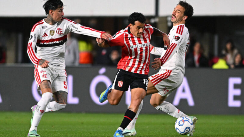 Flamengo empata sem gols com o Estudiantes na Argentina pela Libertadores