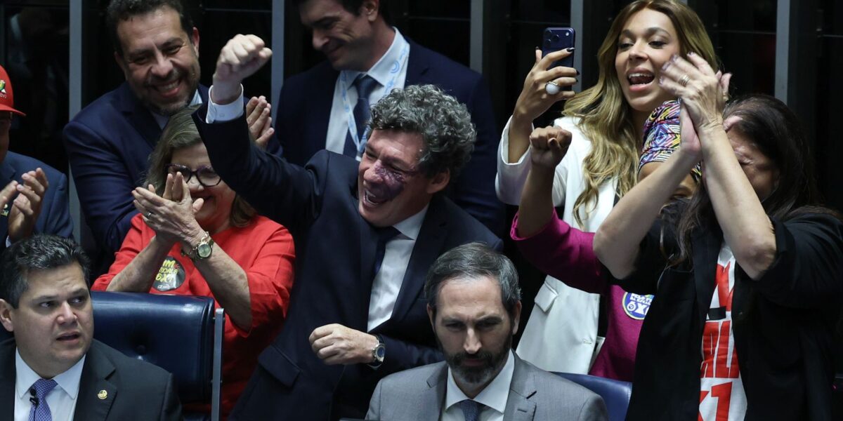 Senado aprova fim da escala 6×1 e nova jornada de trabalho