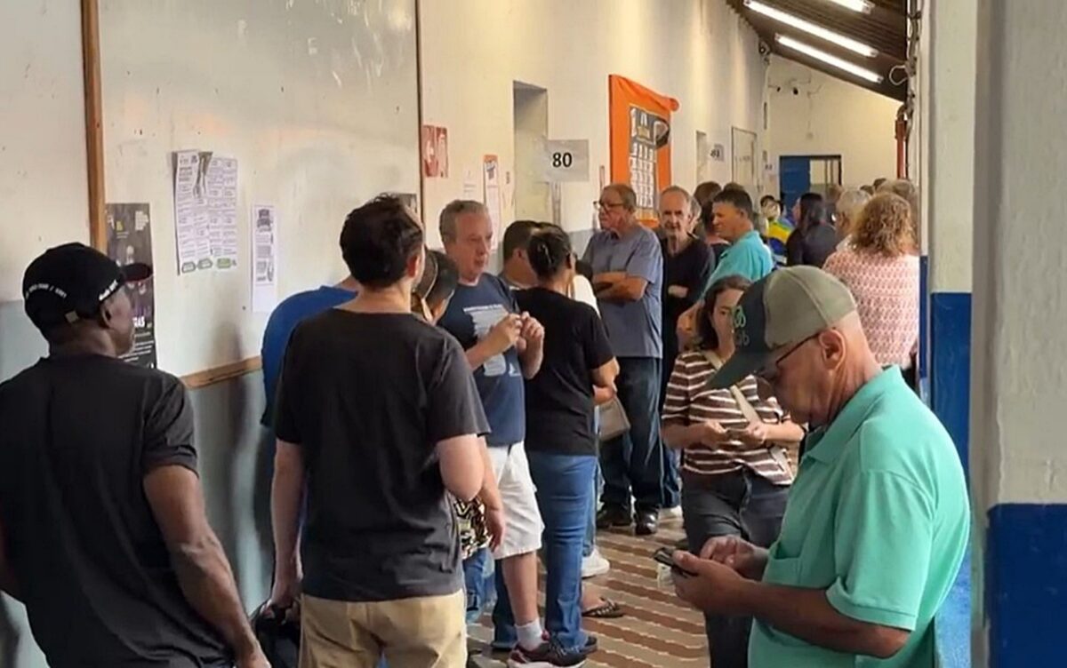Sete cidades realizam novas eleições para prefeito neste domingo