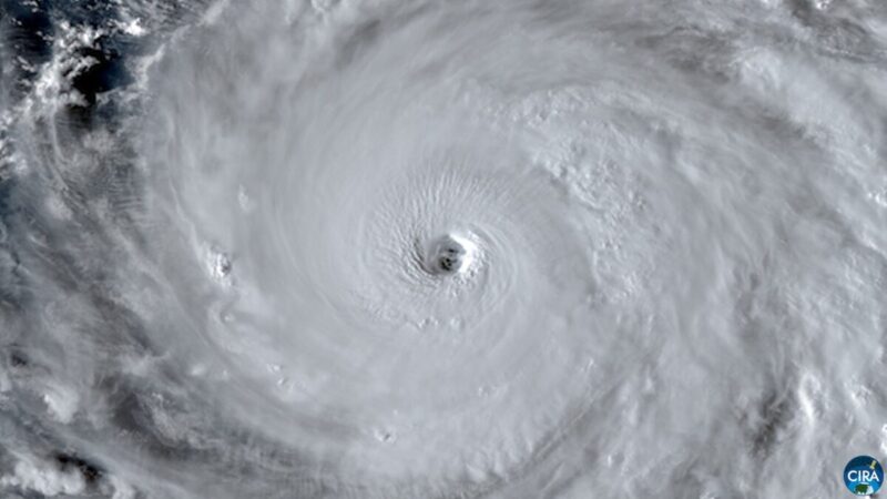 Supertufão Champi atinge 296 km/h e impressiona meteorologistas no Pacífico