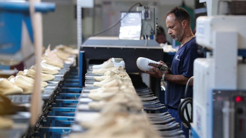 Tarifaço dos Estados Unidos já afeta empresas do Brasil e gera alerta
