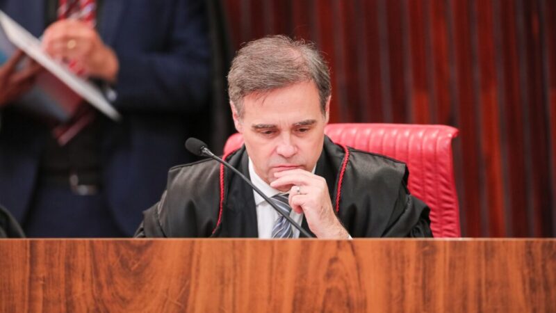 André Mendonça paralisa julgamento no TSE após maioria formada contra decisão