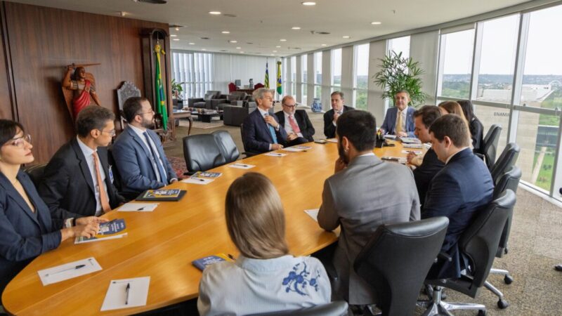 Tse nega ordem para derrubar canais políticos no aplicativo de mensagens