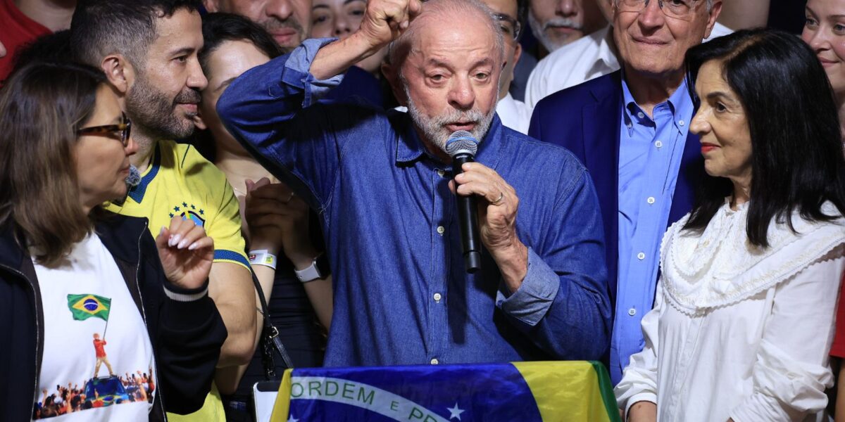 Lula é reeleito presidente e promete nova forma de governar o país