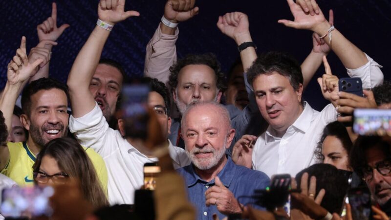 Lula bate recorde de votos mas tem 4ª menor margem desde 1989